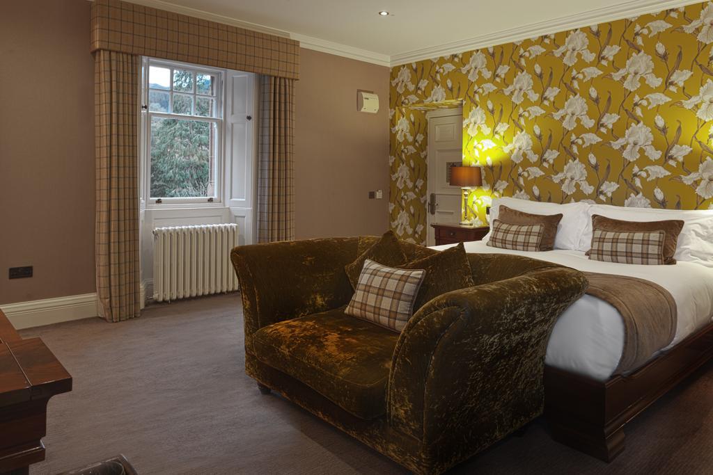 Fonab Castle Hotel Pitlochry Esterno foto The hotel's rooms are individually designed.